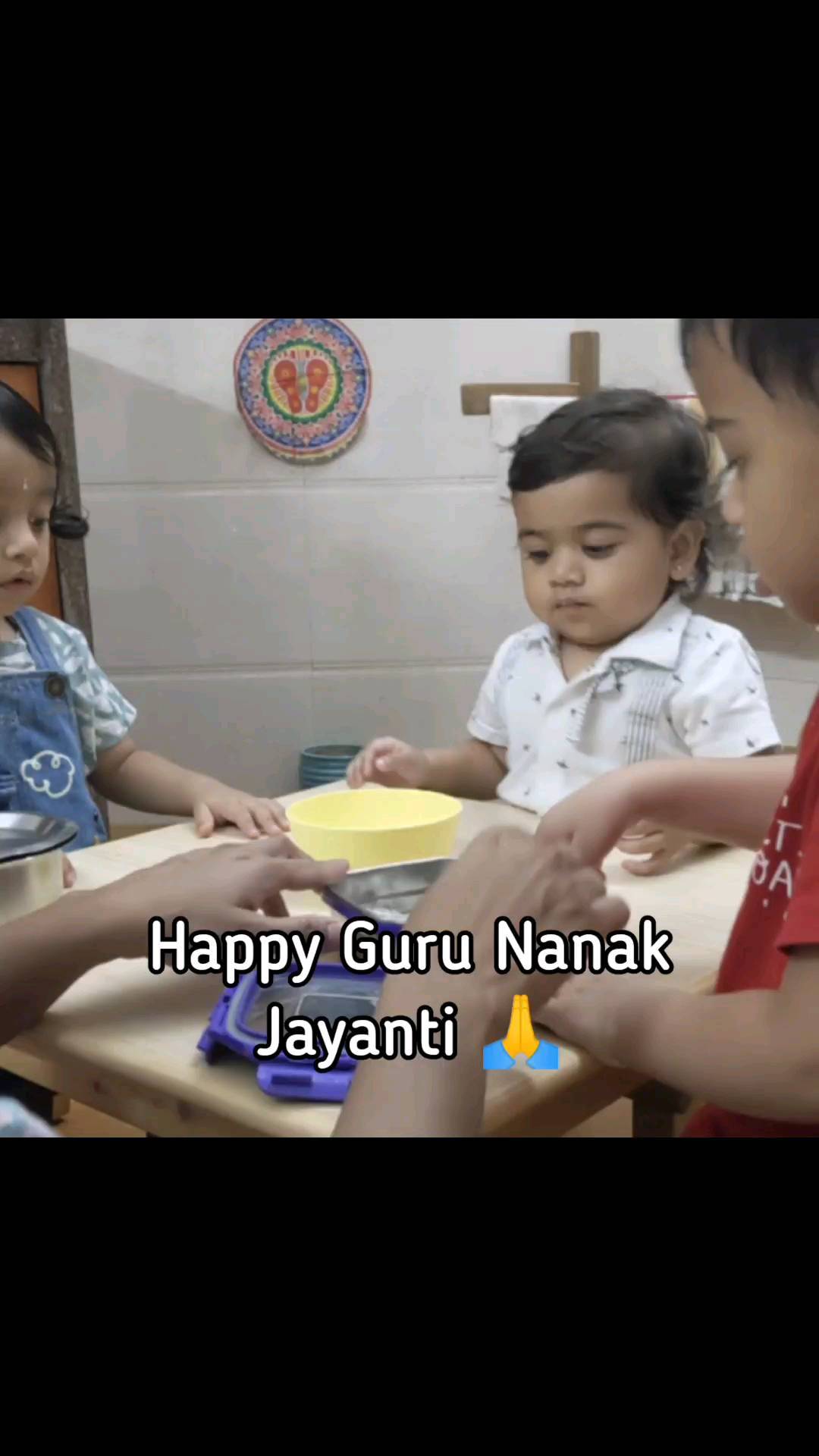 Happy Guru Nanak Jayanti 🙏 from all our little sevaks

#gurunanakjayanti #gurudwara #montessori #festivities #sikh #toddlers #earlychildhoodeducation #toddlerlife #mumbaimoms #Instareels #instagood #indianmombloggers #preschoolactivities #preschools