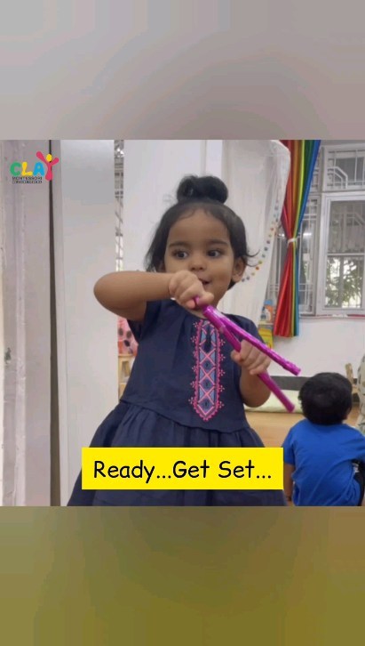 our toddlers had a lot of fun decorating dandiyas 
#claymontessori #dandiya #navratri2023 #mumbai #Matunga #montessorimatunga #festivities #reels #matunga #Wadala #dadar #sion #Preschools #toddlers